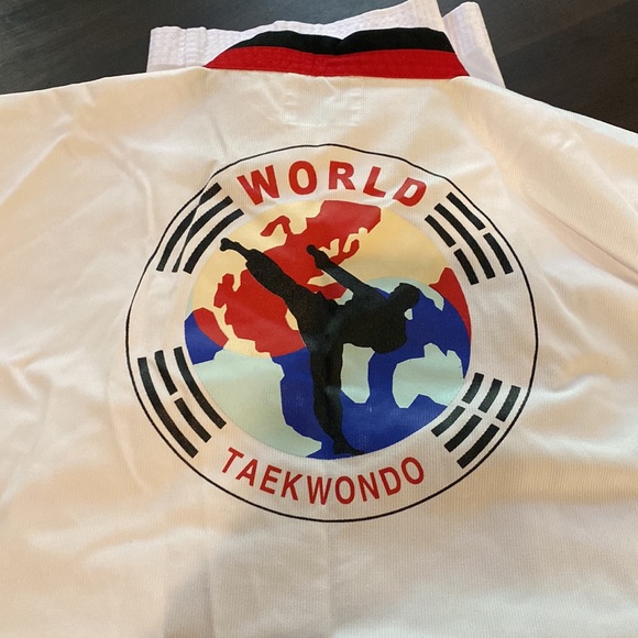“Cobra Kai”🤷🏼‍♀️Taekwondo uniform - Picture 4 of 5